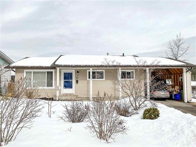Exterior of West Bowl family home at 942 Tabor Blvd N, Prince George, BC