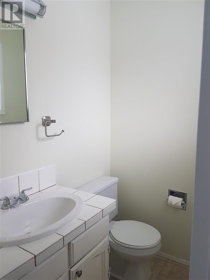 Prince George Foothills — bathroom